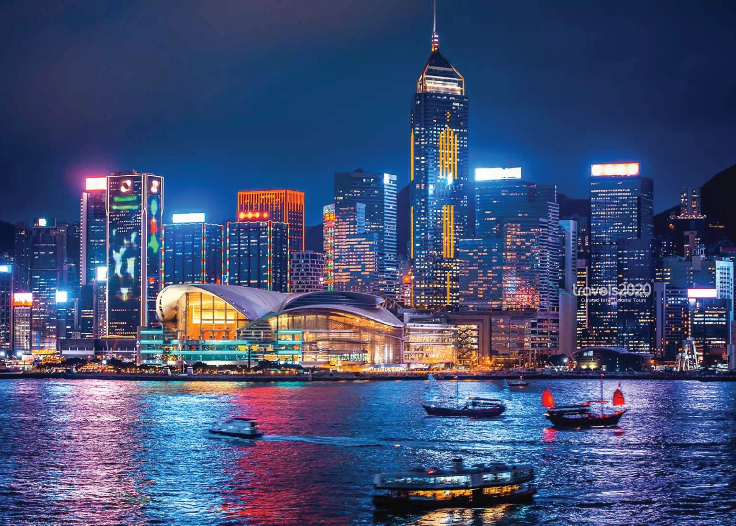 Hong Kong City Vibes – Skyline, Shopping & Culture Tour