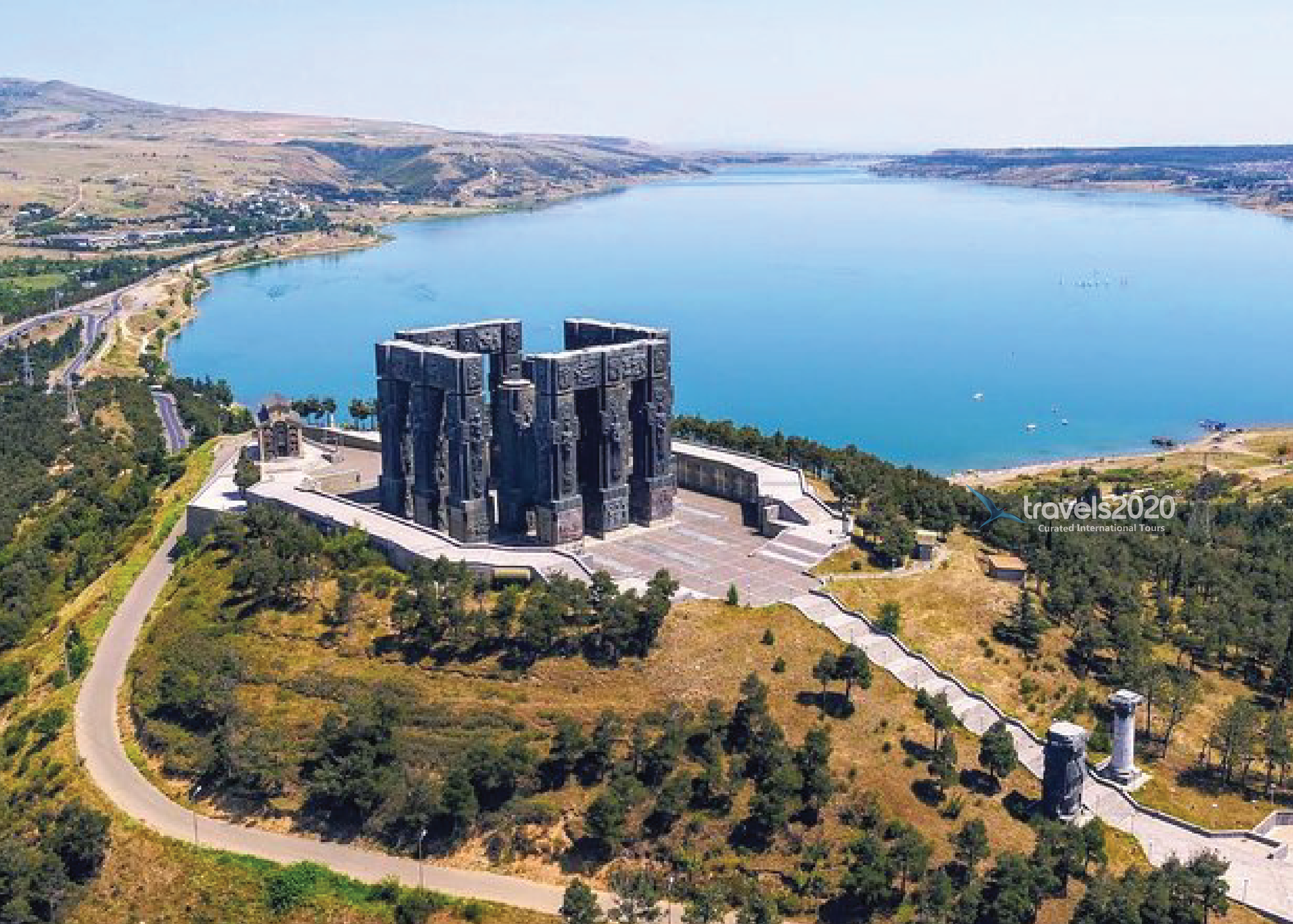 Discover Georgia: Culture, Heritage & Scenic Wonders